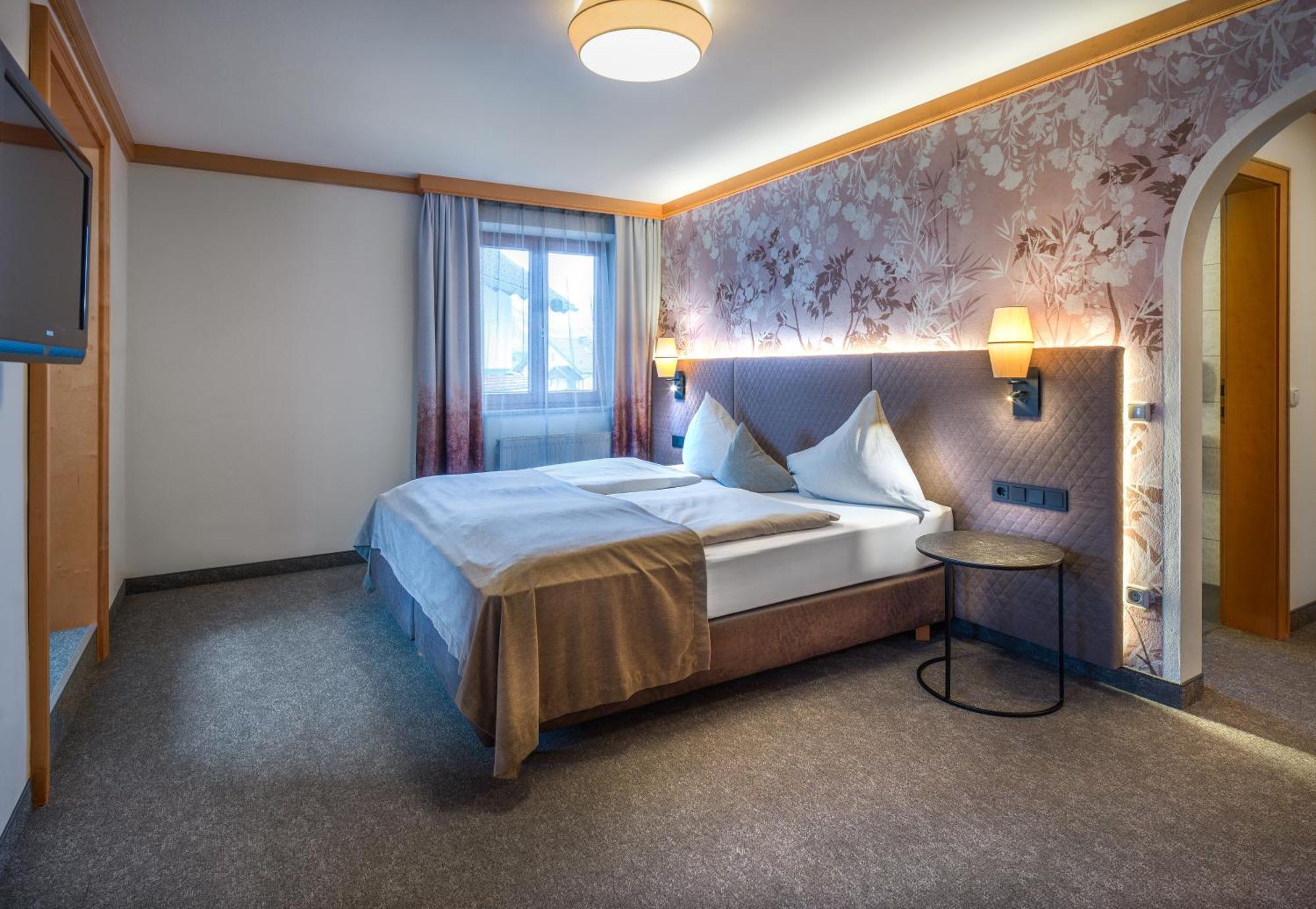 Hotel Koeniggut Wals-Siezenheim Ngoại thất bức ảnh